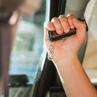 спрейове за самозащита - 76127 варианти