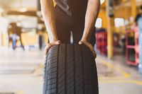 Автомобилни гуми Bridgestone 235 65 17 - 95723 новини