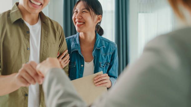 прехвърляне на имот при нотариус - 98873 разновидности