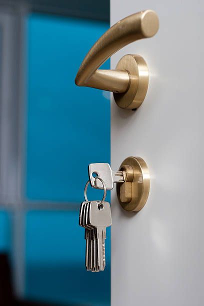 входни врати за апартамент - 79597 награди